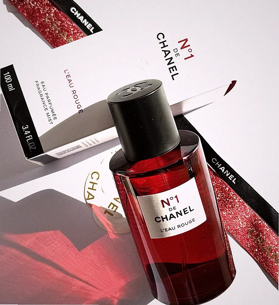 Chanel No.1 De Chanel L’Eau Rouge Fragrance Mist 100ml.